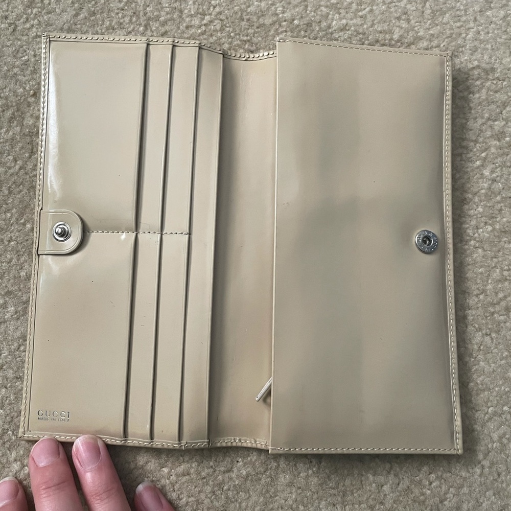 Gucci patent leather logo wallet - Picture 5 of 9